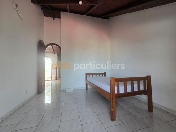 Vente
                Appartement72 m² - 3 Pièces -
                    Saint-François (97118)