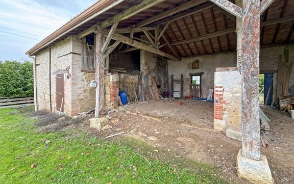 Maison à vendre    10 pièces • 360 m2 Miradoux