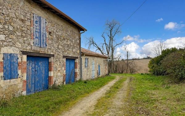 Maison à vendre    10 pièces • 360 m2 Miradoux