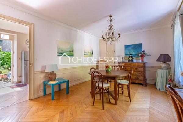 Maison de maître en meulière, 8 pièces, 190m²