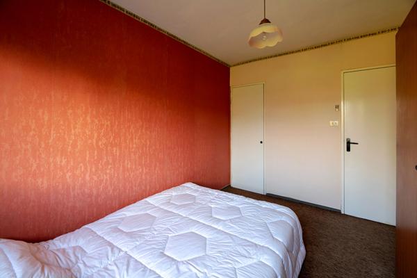 Maison Betton PLAIN PIED / PROXIMITE COMMERCES / TROIS CHAMBRES / GRAND GARAGE / JARDIN OUEST