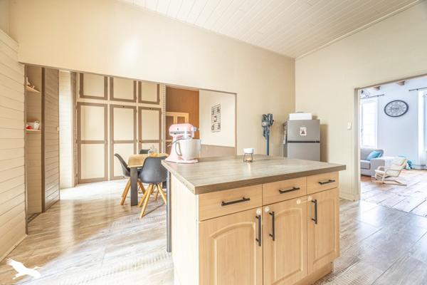 Maison à vendre |  Mauzé-sur-le-Mignon |  5 pièces | 176 m²