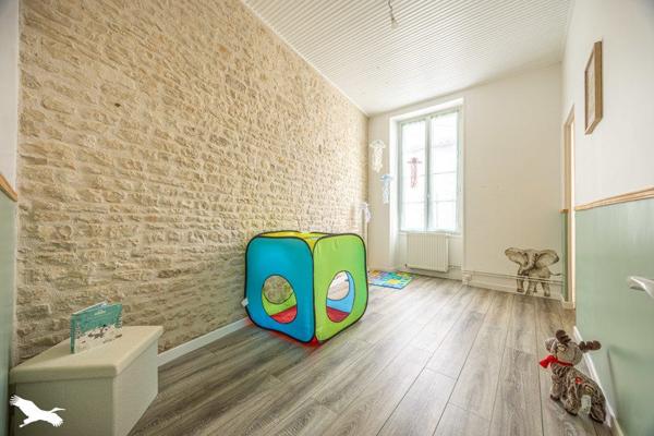 Maison à vendre |  Mauzé-sur-le-Mignon |  5 pièces | 176 m²