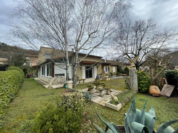 PROCHE LIMOUX VILLA 213,39 m²