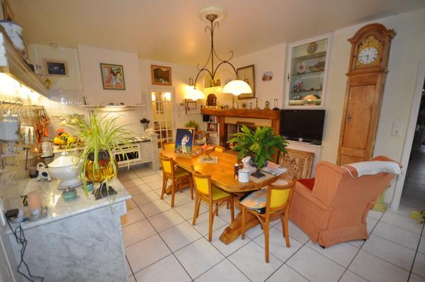 PROCHE LIMOUX VILLA 213,39 m²