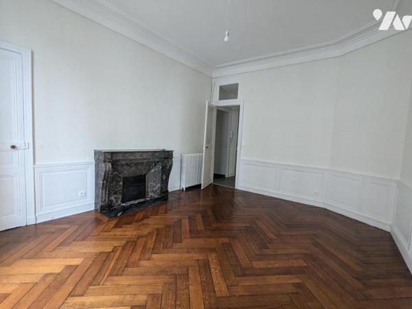 BUREAUX - COPERNIC - 156 M² - NANTES