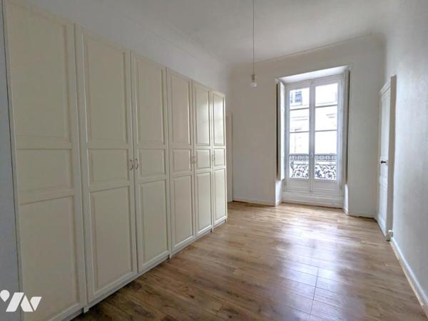BUREAUX - COPERNIC - 156 M² - NANTES