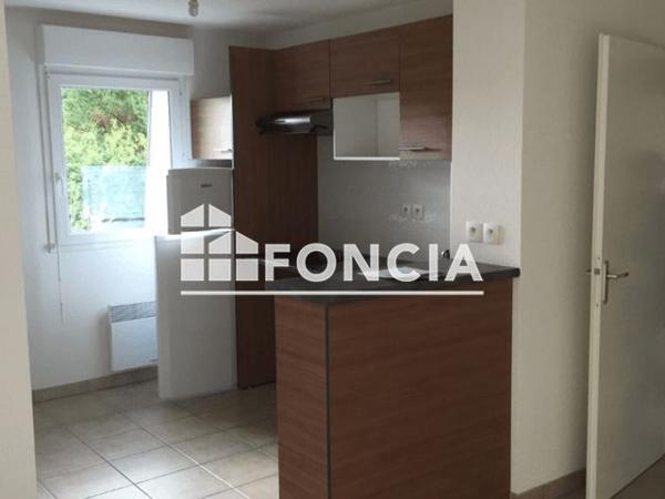 Location Appartement 3 pièces 60.79 m² - 122 AVENUE DU GENERAL DE GAULLE Pont L Abbe 29120