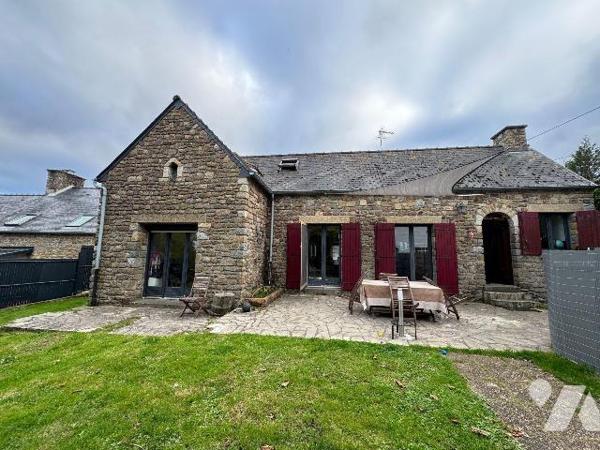 Maison proche de la Baie du Mont Saint Michel et du Mont Saint Michel.
Une maison en pierre à ...