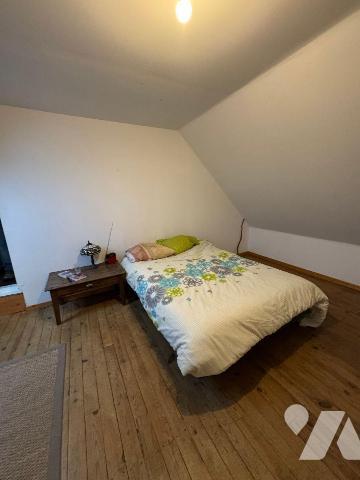 Maison proche de la Baie du Mont Saint Michel et du Mont Saint Michel.
Une maison en pierre à ...