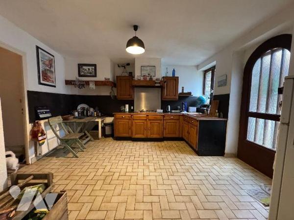 Maison proche de la Baie du Mont Saint Michel et du Mont Saint Michel.
Une maison en pierre à ...