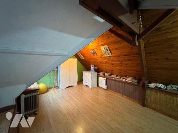 Maison proche de la Baie du Mont Saint Michel et du Mont Saint Michel.
Une maison en pierre à ...