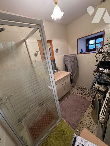 Maison proche de la Baie du Mont Saint Michel et du Mont Saint Michel.
Une maison en pierre à ...