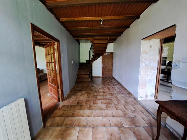 Maison Charentaise avec dépendances et jardin – 190 m² – 6 pièces – 4216 m²