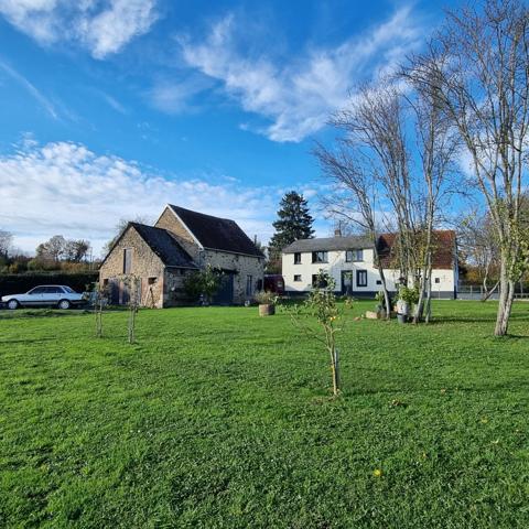 Maison de campagne avec vue dégagée !