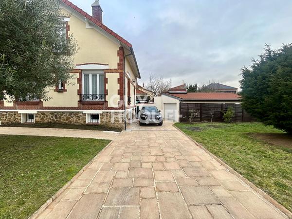 Maison Neuilly Sr Marne 4 pièce(s) 85 m2