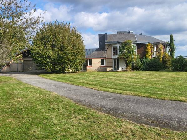 Immobilier Étrépagny (27150) – Maison 320m2 – 469 000 €