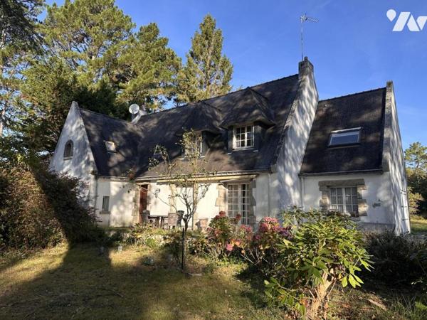 A VENDRE CARNAC Nord, dans lotissement résidentiel, maison années 70, terrain en Na 6460 m²