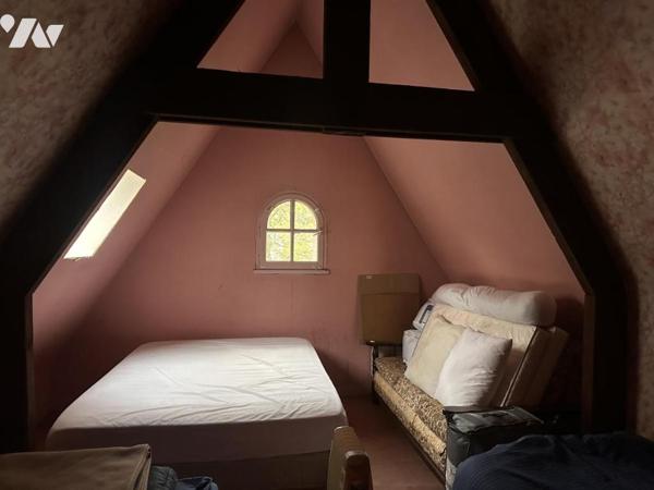 A VENDRE CARNAC Nord, dans lotissement résidentiel, maison années 70, terrain en Na 6460 m²