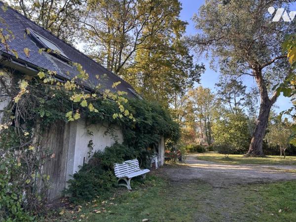 A VENDRE CARNAC Nord, dans lotissement résidentiel, maison années 70, terrain en Na 6460 m²