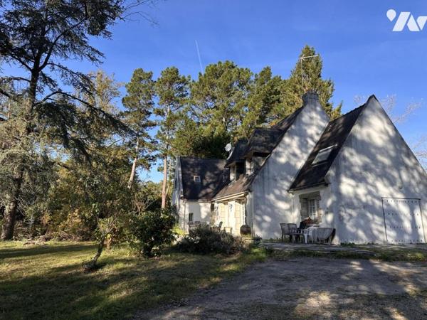 A VENDRE CARNAC Nord, dans lotissement résidentiel, maison années 70, terrain en Na 6460 m²
