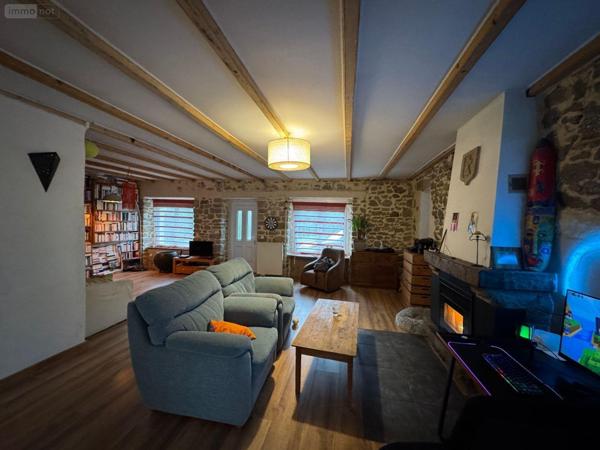 Maison rurale à vendre à Roz-sur-Couesnon en Ille-et-Vilaine (35610), ref : 100/1478   
La Bégossière