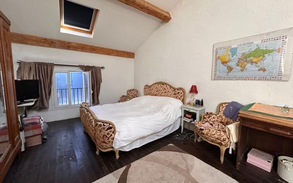 Maison à vendre    9 pièces •  Quillan