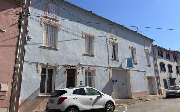 Maison à vendre    9 pièces •  Quillan