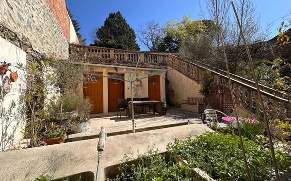 Maison à vendre    9 pièces •  Quillan