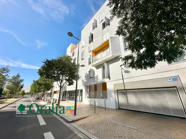 Parking · Location Bordeaux (33000)