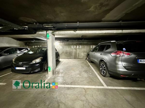 Parking · Location Bordeaux (33000)