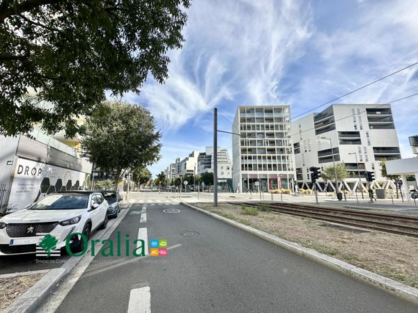 Parking · Location Bordeaux (33000)
