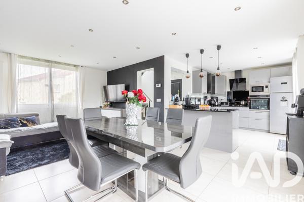 Maison à vendre 6 pièces 127 m² Savigny-sur-Orge