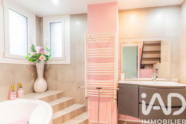 Maison à vendre 6 pièces 127 m² Savigny-sur-Orge