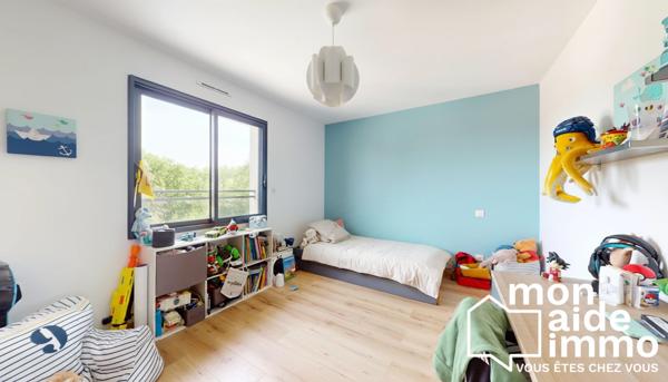 Maison T7 de 220m² avec garage et piscine sous garantie decennale