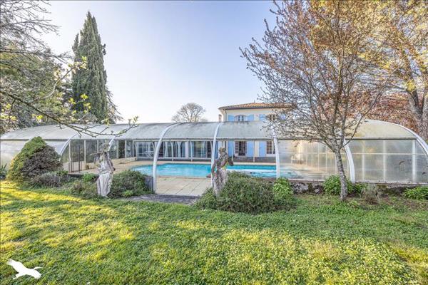 Maison à vendre |  Coulonges-sur-l'Autize |  12 pièces | 327 m²