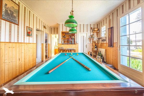 Maison à vendre |  Coulonges-sur-l'Autize |  12 pièces | 327 m²