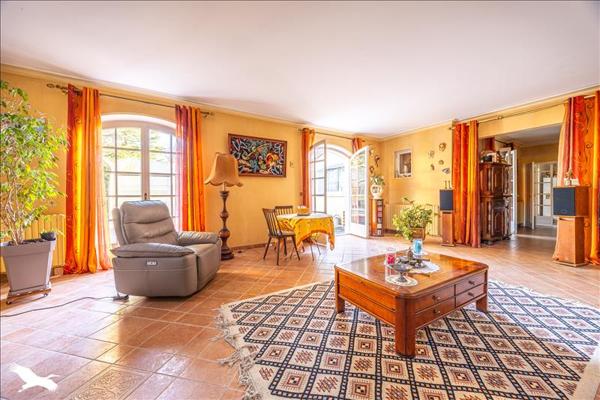 Maison à vendre |  Coulonges-sur-l'Autize |  12 pièces | 327 m²