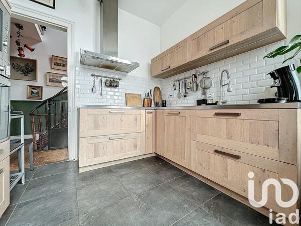 Maison de ville 7 pièces de 204 m² à Saint-Omer (62500)