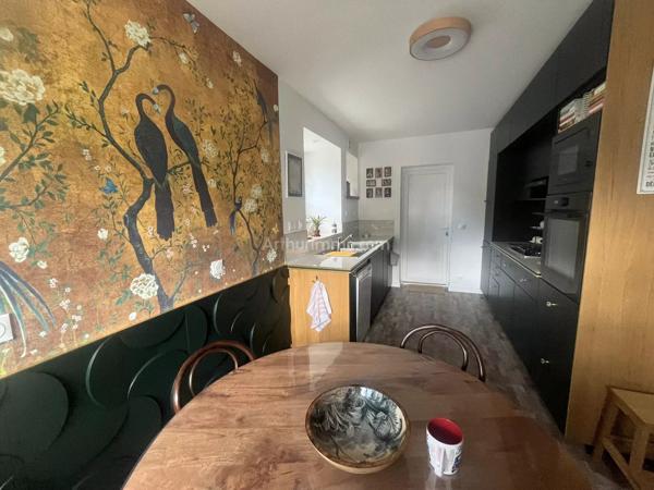 Vente                                                      Maison
                        
                     11 pièces                      202 m2                     à Quévert