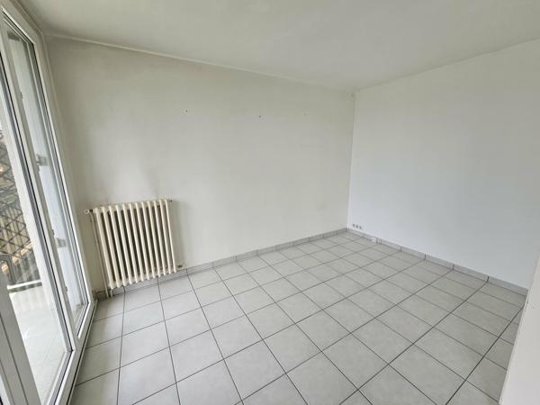 Appartement
         4 pièces
        - 73 m² Exclusivité 136 990 € *