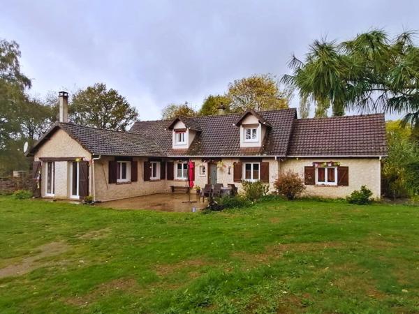 Maison familiale avec terrain arboré à Rancon