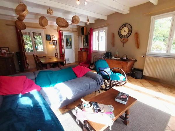 Maison familiale avec terrain arboré à Rancon