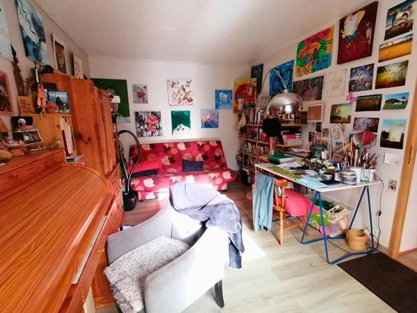 Maison familiale avec terrain arboré à Rancon