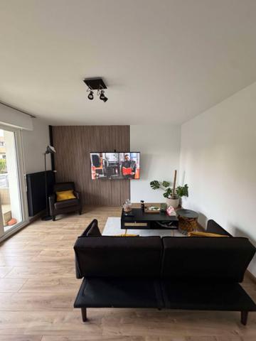 APPARTEMENT MEUBLE A CAEN DE 51m²