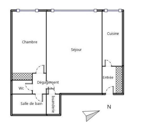 Appartement
         2 pièces
        - 51 m² 560 000 € *