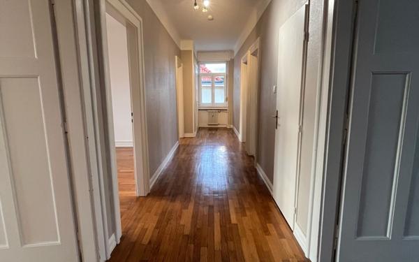 Appartement à louer    5 pièces • 104,61 m2 Metz