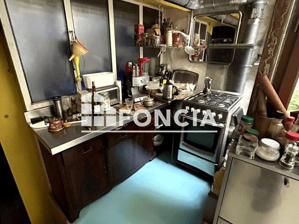 À vendre Studio 90 m² - Marseille 13001