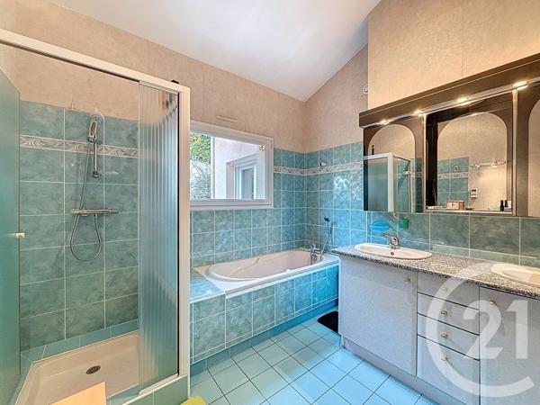 Maison à vendre  9 pièces - 263 m2 COURNON D AUVERGNE - 63