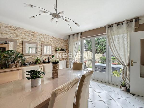 Maison familiale à vendre à Somain - 5 chambres, jardin et garage - Prix : 229.000 euros